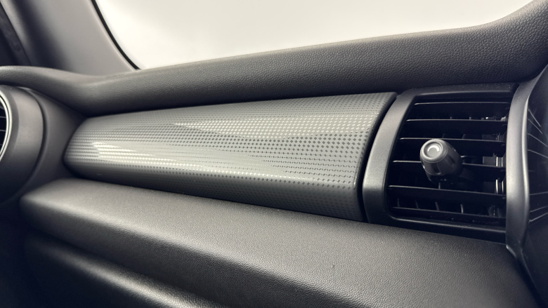 MINI Hatchback 1.5 Cooper Sport II 5dr Auto Petrol Hatchback